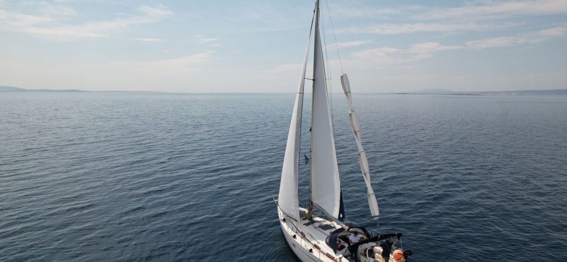 Yacht with 7m ampStay (12)